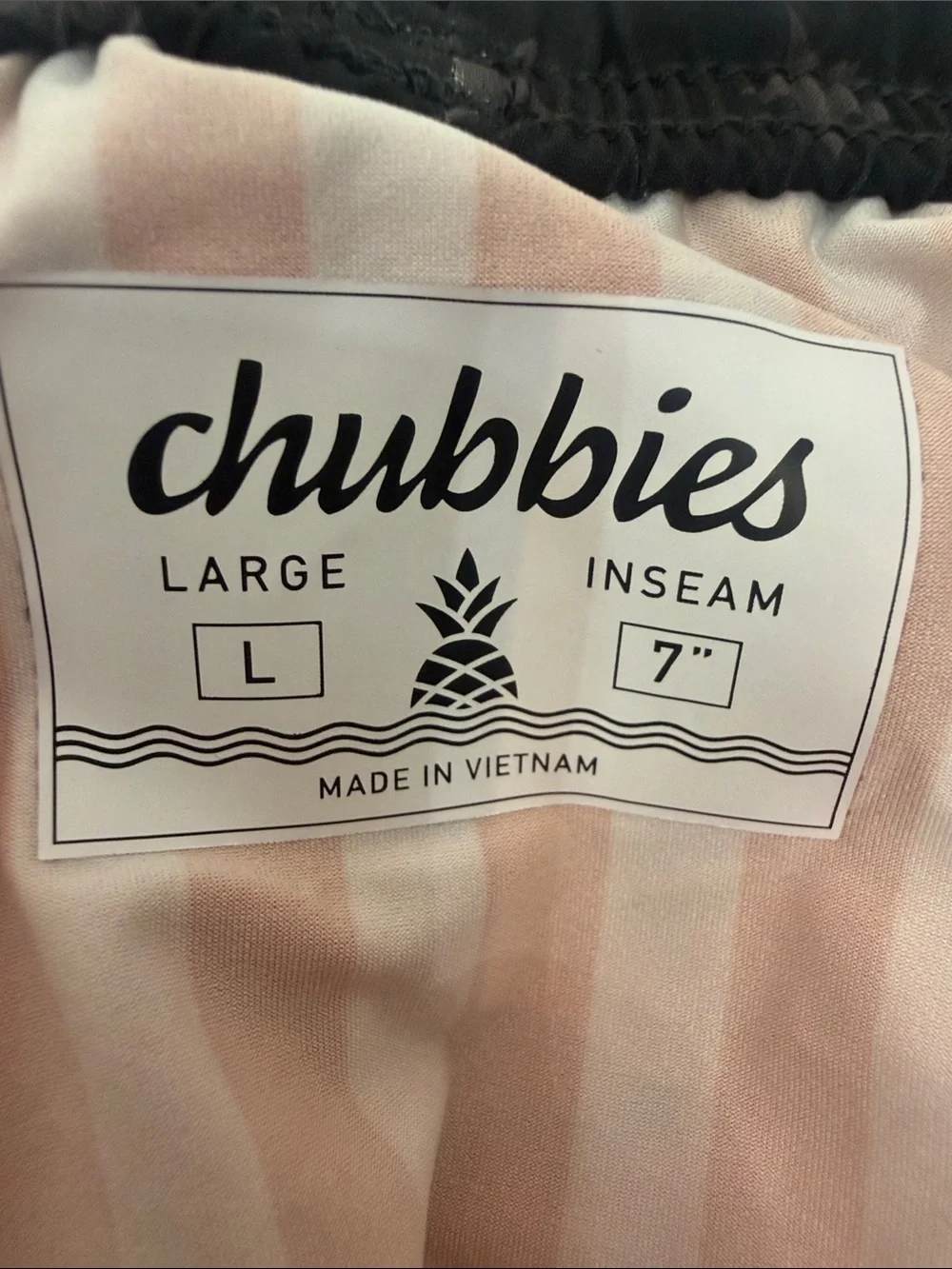 Chubbies Star print black 7” swim shorts size large